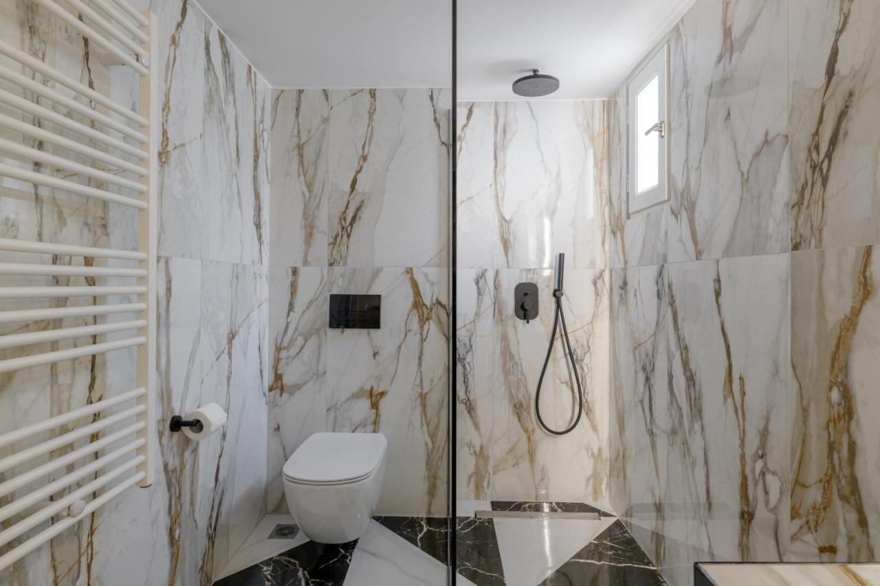 Meno Suite With Private Terrace - Jaccuzzi, Acropolis View Ateny Zewnętrze zdjęcie